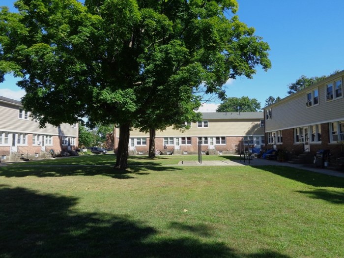 Exterior View of Jefferson Terrace