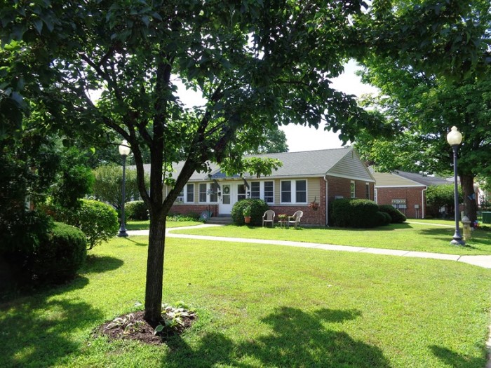 Exterior View of Jefferson Terrace