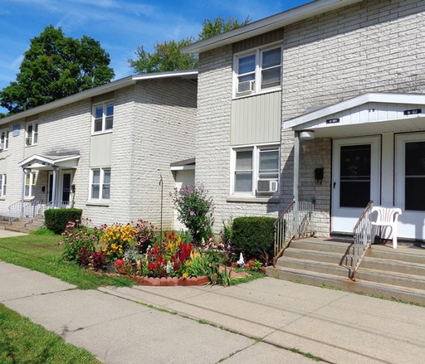 Exterior View of Vanderbilt Terrace